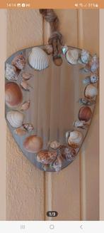 Wand spiegel met schelpen 30 cm lengte 24 cm breed ( nieuw ), Ophalen, Nieuw