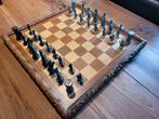 vintage schaakbord schaakspel mooi exemplaar zie foto's, Hobby en Vrije tijd, Gezelschapsspellen | Bordspellen, Gebruikt, Ophalen