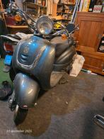 Twee brommers 25 km/u -in 1 koop  Goed lopend!, Ophalen of Verzenden, Gebruikt, Maximaal 25 km/u, Benzine