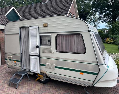 Château La Car 400 met voortent en luifel, Caravans en Kamperen, Caravans, Particulier, tot en met 4, 750 - 1000 kg, Treinzit