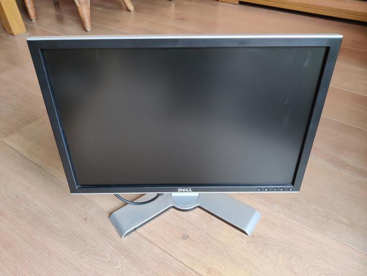 Dell Ultrasharp 2208WFPt, Computers en Software, Monitoren, Gebruikt, 60 Hz of minder, DVI, VGA, In hoogte verstelbaar, Draaibaar