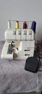 Lewenstein multilock 440d, Hobby en Vrije tijd, Naaimachines en Toebehoren, Ophalen of Verzenden, Zo goed als nieuw, Lockmachine