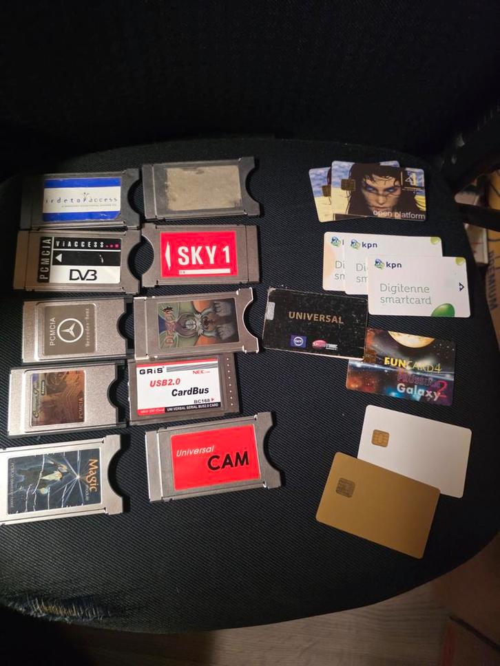 Diverse CAM modules en kaarten te koop, Audio, Tv en Foto, Decoders en Harddiskrecorders, Gebruikt, Ophalen of Verzenden