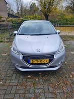 Peugeot 208 1.2 VTI 60KW/82PK 5-D 2014 Grijs, Voorwielaandrijving, Stof, Zwart, 1199 cc