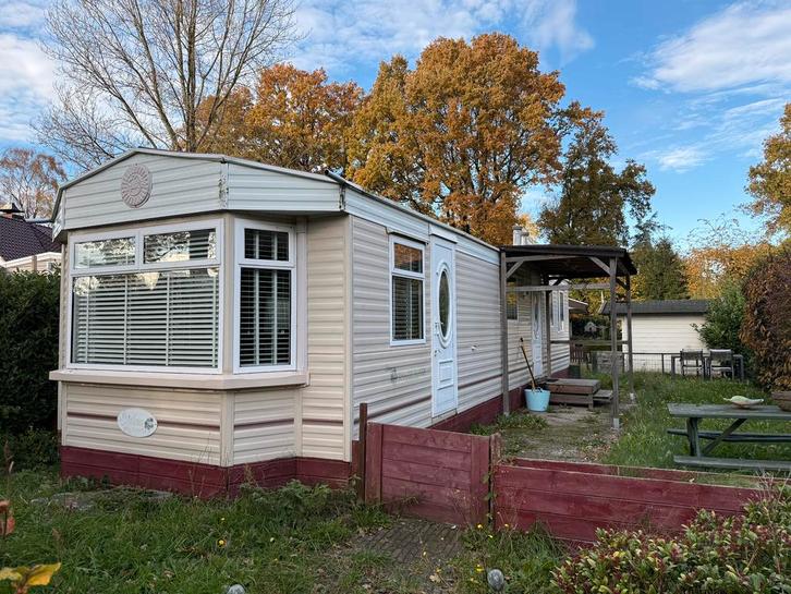 TE KOOP mooie gebruikte stacaravan te Harderwijk, Caravans en Kamperen, Stacaravans, tot en met 4, Ophalen of Verzenden