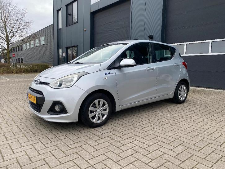 Hyundai i10 1.0 liter 5-deurs 2015 Grijs, Auto's, Hyundai, Particulier, i10, Airconditioning, Alarm, Bluetooth, Boordcomputer