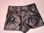 Leren short Zara M - L, Maat 38/40 (M), Kort, Ophalen of Verzenden, Zo goed als nieuw