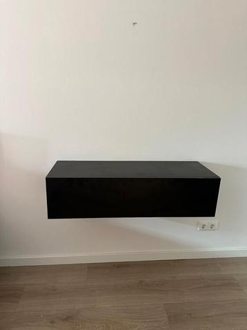 zwevende zwarte dressoir halkastje beschikbaar voor biedingen