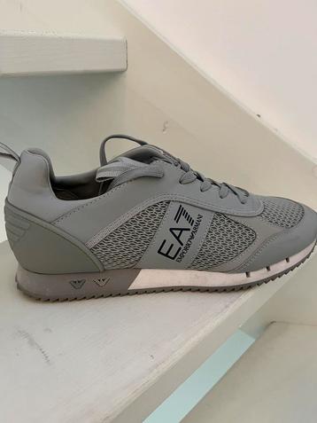 Emporio Armani EA7 sneakers. Grijs