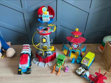 Paw patrol set  beschikbaar voor biedingen
