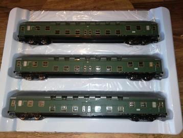HobbyTrain H0. EXACT 1:87. DB dubbeldekkers. LED. H42020. beschikbaar voor biedingen