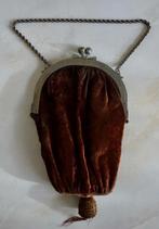 Antiek tasje met mooi versierde beugel en prachtige ketting., Antiek en Kunst, Verzenden, Dames