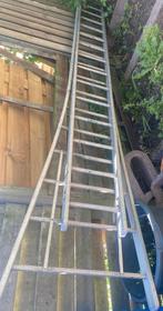 Ladder, Doe-het-zelf en Verbouw, Ladders en Trappen, Ophalen of Verzenden, Zo goed als nieuw, Minder dan 2 meter