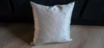 Sjiek kussen hoezen 2x champagne kleurig 3535 cm, Huis en Inrichting, Woonaccessoires | Kussens, Ophalen of Verzenden, Zo goed als nieuw