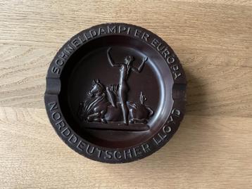 Jugend stijl asbak-art deco. beschikbaar voor biedingen