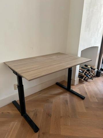 Gispen verstelbaar bureau 120x80