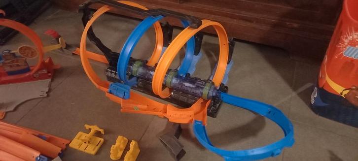 Hotwheels banen, Kinderen en Baby's, Speelgoed | Racebanen, Zo goed als nieuw, Handmatig, Hot Wheels, Ophalen of Verzenden