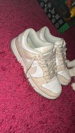 nike dunk low maat 36, Ophalen of Verzenden, Gedragen, Zwart