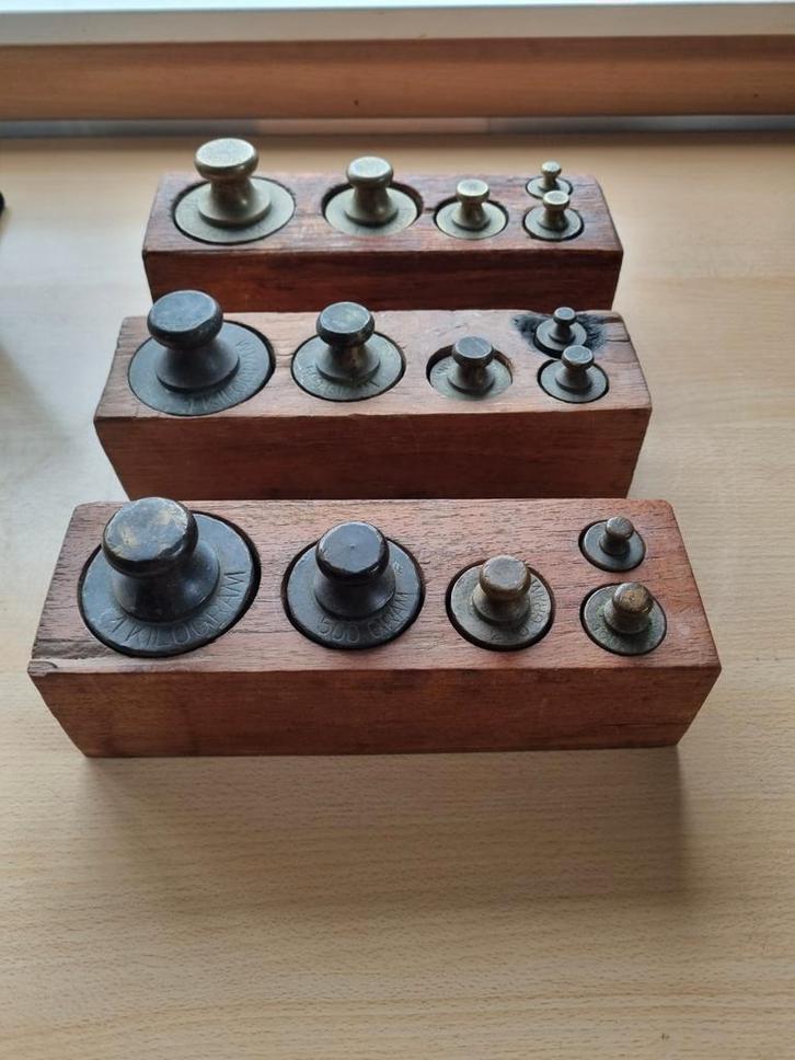 3 Antieke koperen gewichten sets, Antiek en Kunst, Antiek | Gereedschap en Instrumenten, Ophalen of Verzenden