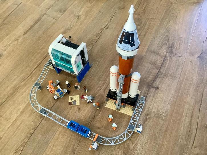 Lego City 60228 Ruimteraket en vluchtleiding (Toy of t Year), Kinderen en Baby's, Speelgoed | Duplo en Lego, Gebruikt, Lego, Complete set