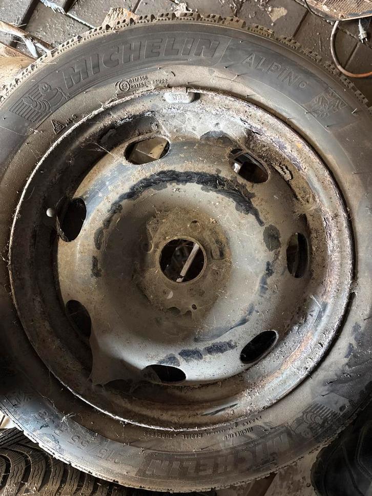 Winterband met velg, Auto-onderdelen, Banden en Velgen, Banden en Velgen, Winterbanden, 16 inch, 215 mm, Personenwagen, Gebruikt