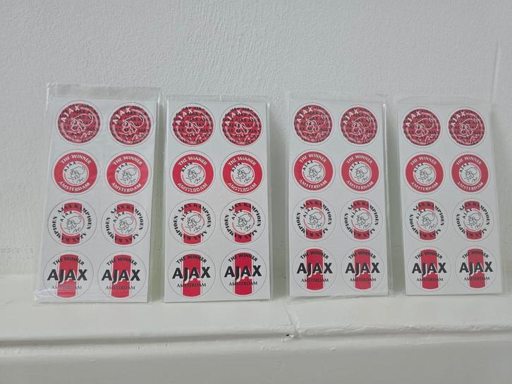 Complete collectie gesealde Ajax Flippo's uit 1995, Verzamelen, Flippo's, Losse flippo's, Ophalen of Verzenden