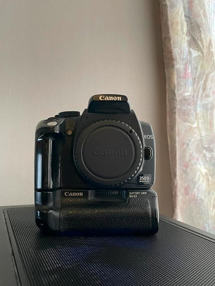Canon EOS 350D digitale camera met batterygrip, Audio, Tv en Foto, Fotografie | Fotostudio en Toebehoren, Zo goed als nieuw, Ophalen of Verzenden