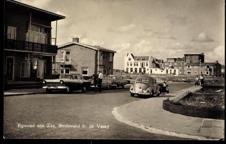 Egmond aan Zee (N.H.), Boulevard Ir de Vassy met auto's,1960, Verzamelen, Ansichtkaarten | Nederland, Gelopen, Noord-Holland, 1960 tot 1980