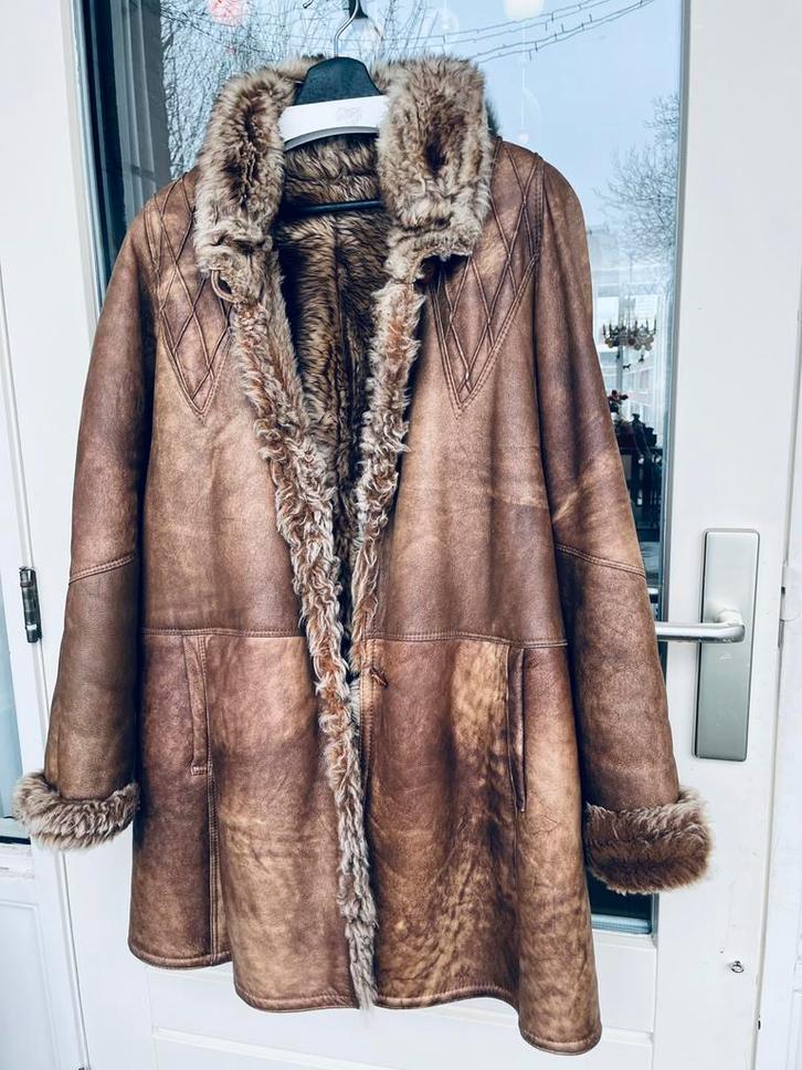 Superwarme Lammy: Shearling jas met echt bont en echt leer, Kleding | Dames, Jassen | Winter, Zo goed als nieuw, Maat 42/44 (L)