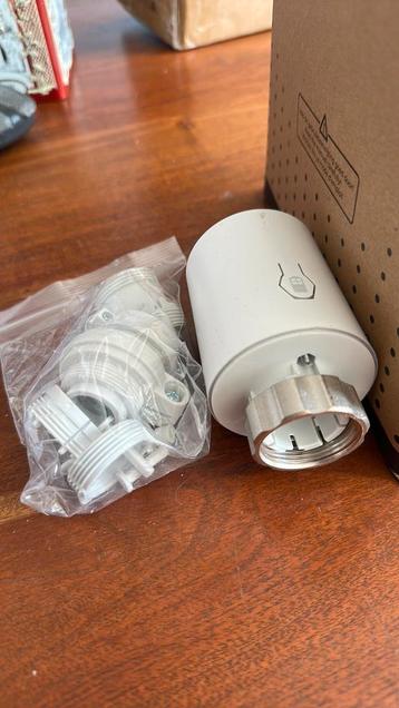 Set van 8 Tuya slimme radiatorknoppen, NIEUW beschikbaar voor biedingen