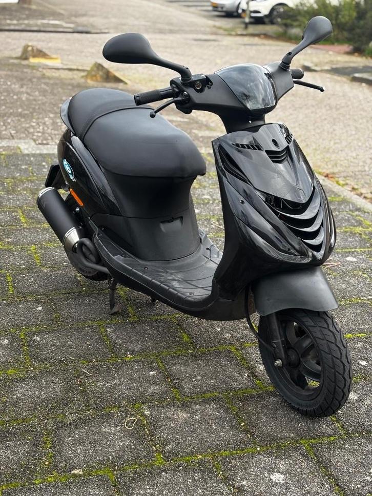 Piaggio Zip 2016 4t 50cc (carb), Fietsen en Brommers, Scooters | Piaggio, Zo goed als nieuw, Zip, Maximaal 45 km/u, Benzine, Ophalen
