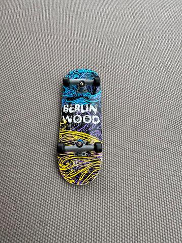 Berlin Wood fingerboard beschikbaar voor biedingen