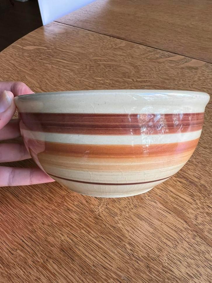Vintage VEB Torgau kommetje beige/bruin, Huis en Inrichting, Keuken | Servies, Gebruikt, Kom(men), Overige stijlen, Ophalen of Verzenden