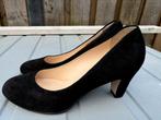 *Mauro Teci* Prachtige suède zwarte Pumps mt 37 Nieuwstaat!, Mauro Teci, Pumps, Zwart, Ophalen of Verzenden