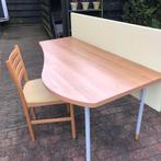 Bureau met achterwand en stoel (evt. in blauw), Ophalen, Zo goed als nieuw, Bureau