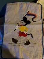 Van stof een klein wanddoekje., Overige kleuren, Ophalen of Verzenden, Zo goed als nieuw, Katoen