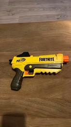 Gele fortnite nerf, Antiek en Kunst, Antiek | Speelgoed, Ophalen of Verzenden