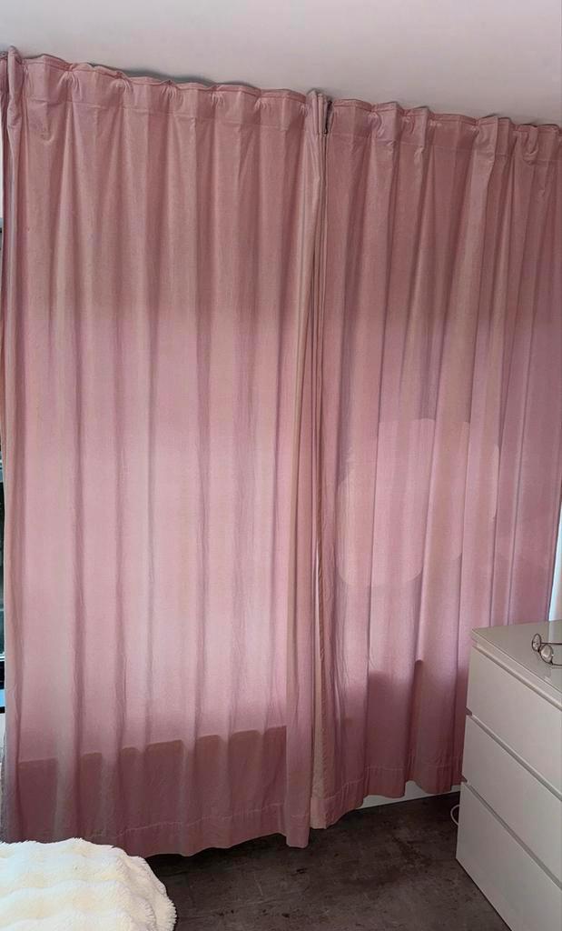 Roze IKEA gordijnen (4 stuks) - 220x133cm, Huis en Inrichting, Stoffering | Gordijnen en Lamellen, Zo goed als nieuw, 200 cm of meer
