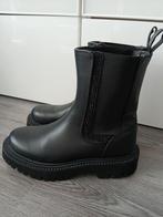 Stevige boots 37, Ophalen, Zo goed als nieuw, Zwart
