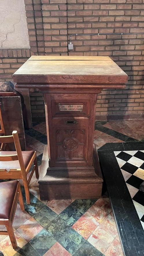 Antieke Houten sokkel, Uniek Religieus Meubelstuk, Antiek en Kunst, Antiek | Religie, Ophalen
