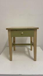 Vintage Tafeltje, Ophalen, Zo goed als nieuw, Rond, Minder dan 55 cm