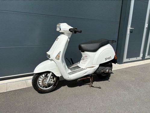 AGM STAR 50 geen kenteken, Fietsen en Brommers, Brommeronderdelen | Scooters, Gebruikt, Piaggio, Blok, Ophalen of Verzenden