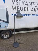 Ikea Hektar staande lamp, Huis en Inrichting, Lampen | Vloerlampen, Ikea, Zo goed als nieuw, Metaal, Ikea.nl@ikea.com