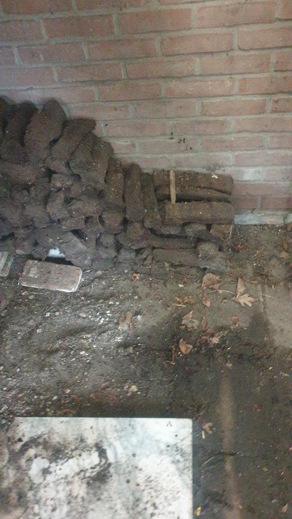 Oude Turfjes - Authentiek & Karaktervol, Tuin en Terras, Palen, Balken en Planken, Gebruikt, Overige typen, Minder dan 180 cm