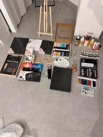 Complete Schilderset - Art Box beschikbaar voor biedingen