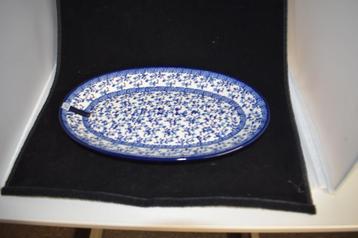 Schaal Tender Twigs Bunzlau Castle servies beschikbaar voor biedingen