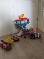 Pawpatrol toren met accessoires, Ophalen, Gebruikt