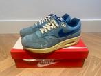 Nike Air Max 1 PRM Mineral Slate - US8/EU41 Nieuw, Ophalen, Nieuw, Blauw, Sneakers of Gympen