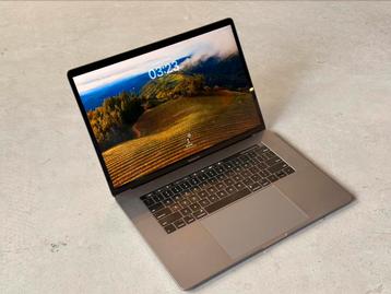 15-inch MacBook Pro 2018 2.6 6-Core i7 16GB 512GB Space Gray beschikbaar voor biedingen