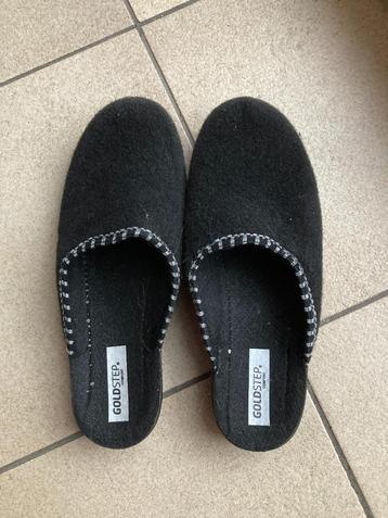 Nieuwe zwarte sloffen - Maat 41 beschikbaar voor biedingen